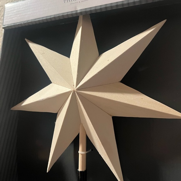 HOME | Studio McGee Target Wood Star Tree Topper NEW - Picture 5 of 9